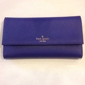 KATE SPADE! BRAND NEW Kate Spade Wallet With Case!
